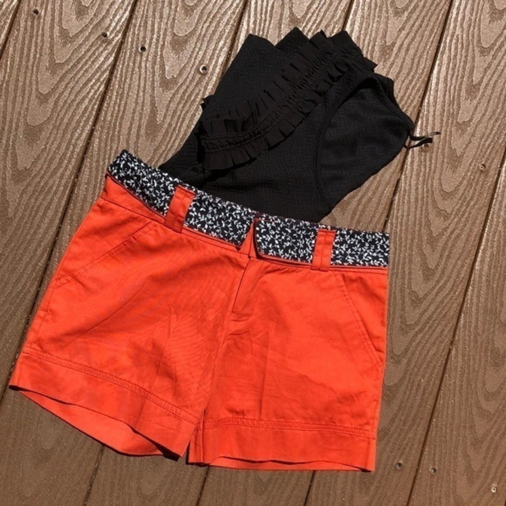 Pretty in pink cute orange/black pocketed shorts